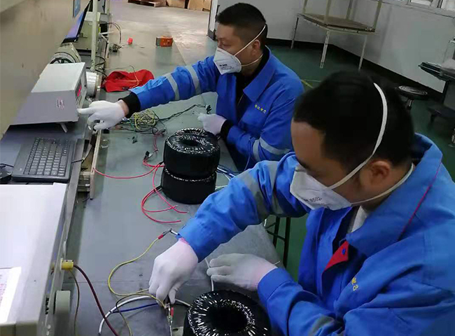 崇州恒达电子召回员工紧急生产口罩机变压器